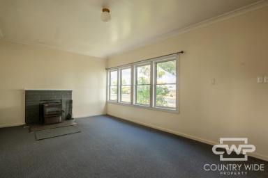 House For Lease - NSW - Glen Innes - 2370 - Freshly Refurbished & Cosy – 37 Lewis Street, Glen Innes  (Image 2)