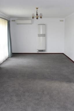 Unit For Lease - VIC - Hamilton - 3300 - Low Maintenance Unit in Prime Location  (Image 2)