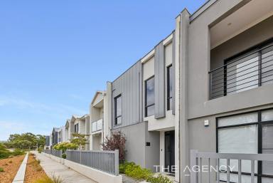 Townhouse For Sale - WA - Bushmead - 6055 - Stylish 3x2 Townhouse with Open Outlook & Rear Garage Access  (Image 2)