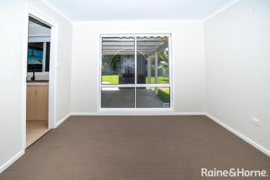 House For Lease - NSW - Lake Albert - 2650 - QUIET LIVING IN LAKE ALBERT  (Image 2)