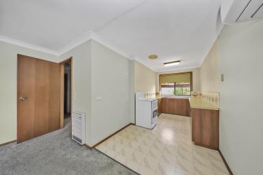 Unit For Sale - NSW - Tumut - 2720 - Live in or Invest! (Image 2)