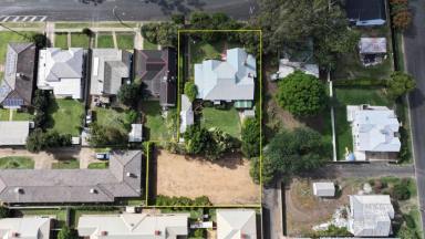 House For Sale - NSW - Moree - 2400 - Vintage Beauty: Stunning 1930 Home Full of Character  (Image 2)