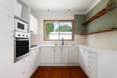 House Leased - NSW - Paxton - 2325 - Family home with room to relax  (Image 2)