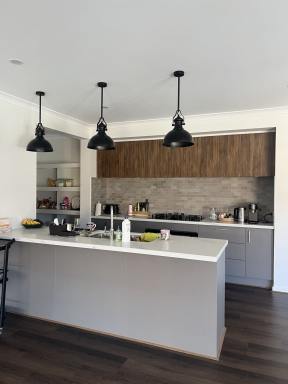 House Leased - VIC - Point Cook - 3030 - Spacious & Bright 4-Bedroom doubly storey modern House for Rent (Image 2)