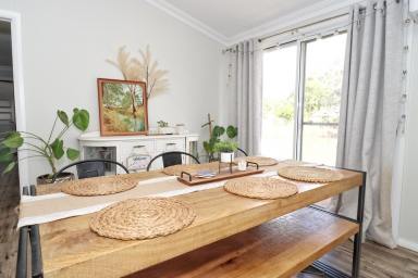 House For Sale - NSW - Wattamondara - 2794 - Lovely family home on large 1,626m2 block!  (Image 2)