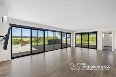 House For Sale - VIC - Nicholson - 3882 - Modern Lifestyle Living by the Nicholson River  (Image 2)