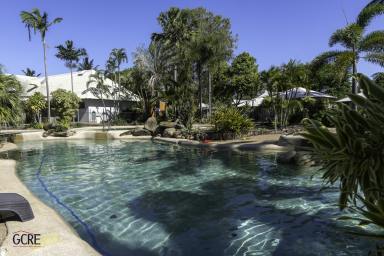 Unit For Sale - QLD - Bucasia - 4750 - Absolute Beachfront Living in Prime Position  (Image 2)