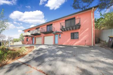 House For Sale - NSW - Tumut - 2720 - Townhouse Complex For Sale (Image 2)