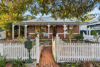 House For Sale - WA - Mount Lawley - 6050 - A Mount Lawley classic (Image 2)