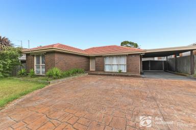 House For Sale - VIC - Cranbourne - 3977 - Big Block Beauty in the Heart of Cranbourne  (Image 2)