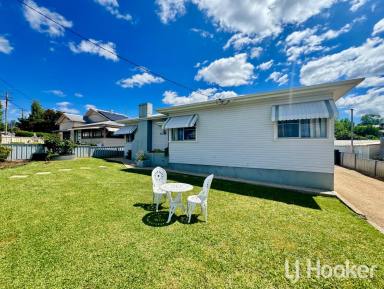 House Sold - NSW - Inverell - 2360 - SOLD BY LJ HOOKER INVERELL  (Image 2)