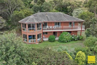 House For Sale - VIC - Toora - 3962 - Fantastic views and just out of town  (Image 2)