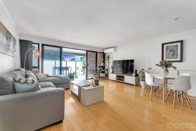 Apartment Leased - VIC - Mentone - 3194 - LARGE & SPACIOUS | 3 BEDROOM | CONVENIENT LOCATION  (Image 2)