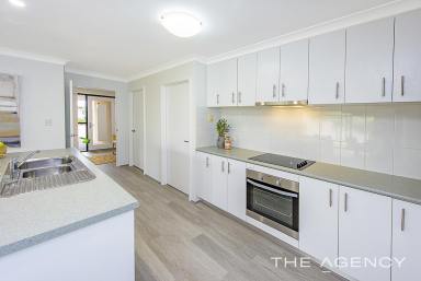 House For Sale - WA - West Busselton - 6280 - Exclusive Lifestyle Awaits in Busselton (Image 2)