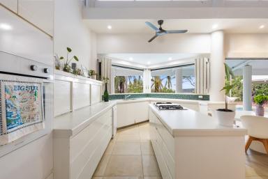 House For Sale - QLD - Mowbray - 4877 - Oceanview Sanctuary: A Visionary's Dream (Image 2)