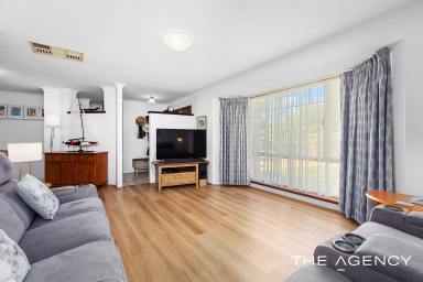 House For Sale - WA - Hillarys - 6025 - The Perfect Family Nest! (Image 2)