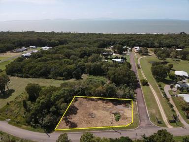 Residential Block For Sale - QLD - Forrest Beach - 4850 - PRIME CANVAS AT FORREST BEACH!  (Image 2)