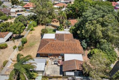 House For Sale - WA - Koondoola - 6064 - Rare 959sqm Block in a Whisper-Quiet Cul-de-Sac – Live, Rent, or Develop!  (Image 2)