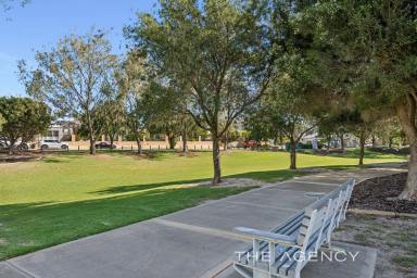 House For Sale - WA - Burns Beach - 6028 - Peaceful parkviews just a short stroll down to the beach …  (Image 2)