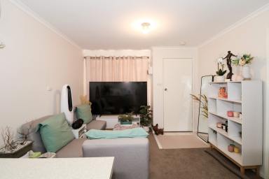 Unit For Sale - VIC - Swan Hill - 3585 - Immaculate Investment Opportunity with long-term tenant  (Image 2)