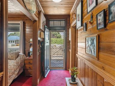 House For Sale - TAS - Sheffield - 7306 - Charming Cottage  (Image 2)