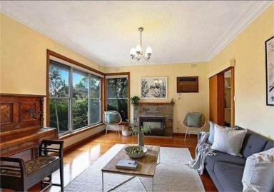 House For Lease - VIC - Belmont - 3216 - Perfectly located character home (Image 2)