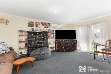 House For Sale - VIC - Cranbourne - 3977 - A Fantastic Opportunity You Won't Want to Miss!  (Image 2)