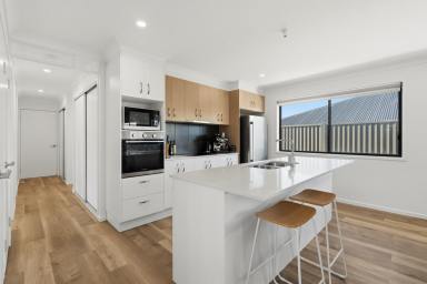 House For Sale - QLD - Torrington - 4350 - Modern, Low Maintenance Home on Spacious Corner Block  (Image 2)