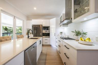 House For Sale - NSW - Grafton - 2460 - FRESH OPPORTUNITY TO SECURE A FLEXIBLE FAMILY ENTERTAINER  (Image 2)