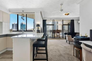 Apartment For Sale - QLD - Surfers Paradise - 4217 - Iconic Beachcomber Resort - 1 Bed, 1 Bath, 1 Car - Surfers Paradise, 1 block from Beach  (Image 2)