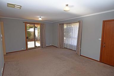 Unit For Lease - VIC - Kyabram - 3620 - $325.00 per week  (Image 2)