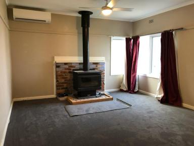 House For Lease - VIC - Buchan - 3885 - COUNTRY COTTAGE IN BUCHAN  (Image 2)