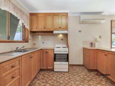 Unit For Sale - VIC - Echuca - 3564 - Effortless Living on a Generous Allotment – Walk to Everything!  (Image 2)