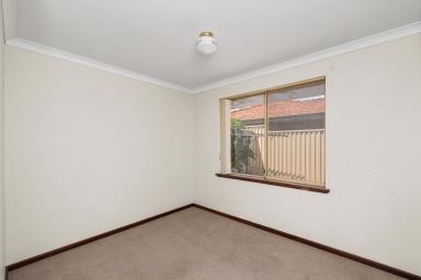 Villa Auction - WA - Bicton - 6157 - Well-placed residence with ample opportunity throughout. (Image 2)
