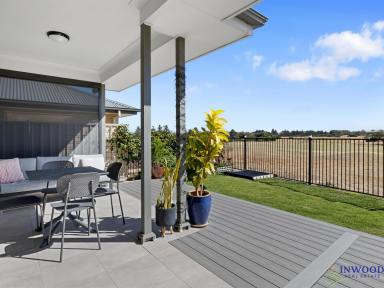 House For Sale - SA - Normanville - 5204 - Lifestyle & Luxury - prestigious Links Lady Bay Golf Resort. Stop dreaming of the weekend and start living it.  (Image 2)