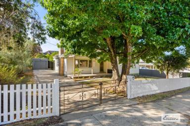 House For Sale - VIC - Stawell - 3380 - Affordable Living in a Central Location – Perfect for First Home Buyers or Investors  (Image 2)