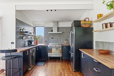 House Auction - WA - Bridgetown - 6255 - A Secluded Treehouse Retreat  (Image 2)