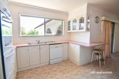 House For Sale - NSW - Inverell - 2360 - THE PERFECT PACKAGE (Image 2)