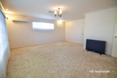 House For Sale - NSW - Inverell - 2360 - THE PERFECT PACKAGE (Image 2)