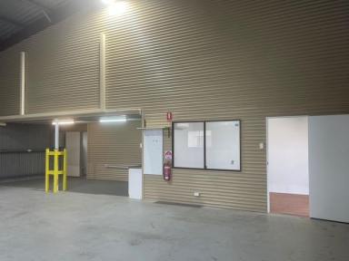 Industrial/Warehouse For Lease - QLD - Hatton Vale - 4341 - Excellent Exposure Site (Image 2)