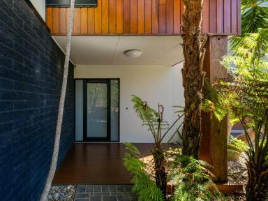 House For Sale - NSW - Tura Beach - 2548 - COASTAL ELEGANCE WITH EXCELLENT FLOORPLAN  (Image 2)