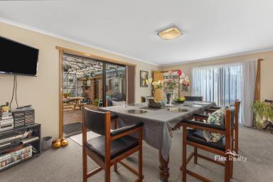 House For Sale - TAS - Romaine - 7320 - Well-equipped home with exceptional extras (Image 2)