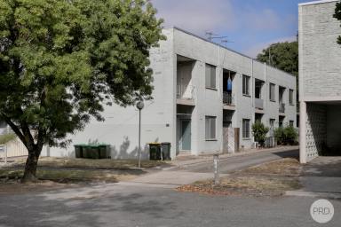 Unit For Sale - VIC - Ballarat Central - 3350 - Stylish One-Bedroom Apartment In Heart Of Ballarat  (Image 2)