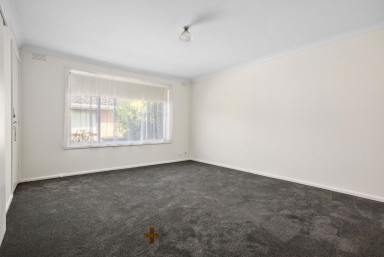 Unit Leased - VIC - Mentone - 3194 - WALK TO EVERYTHING l FRESHLY PAINTED l BRAND NEW CARPET  (Image 2)