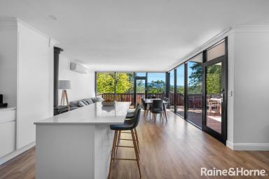 House For Sale - NSW - North Nowra - 2541 - Simply Gorgeous - A Walsh Crescent Standout  (Image 2)