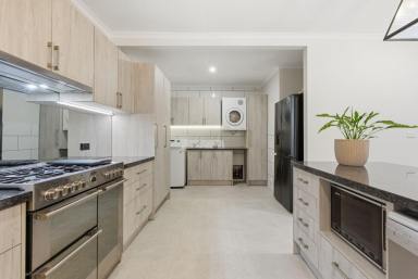 House For Sale - VIC - Golden Square - 3555 - Comfort & Lifestyle with Premium Storage, Studio & Caravan space!  (Image 2)