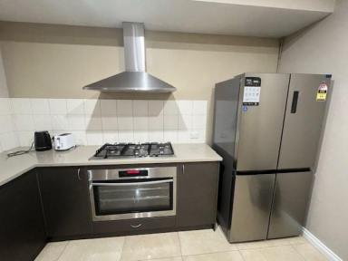 House Leased - WA - Hammond Park - 6164 - Modern 5-Bedroom Home Premium Furnishings, Alfresco & High-Speed NBN Included  (Image 2)