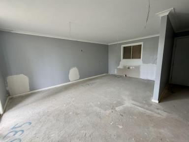 House For Sale - NSW - Moree - 2400 - Exceptional Potential - Complete & Capitalise!  (Image 2)