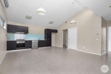 House For Sale - VIC - Brown Hill - 3350 - Fantastic 1st Home Or Investment  (Image 2)