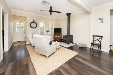 House For Sale - VIC - Swan Hill - 3585 - Stylish Family Retreat with Modern Cottage Charm  (Image 2)